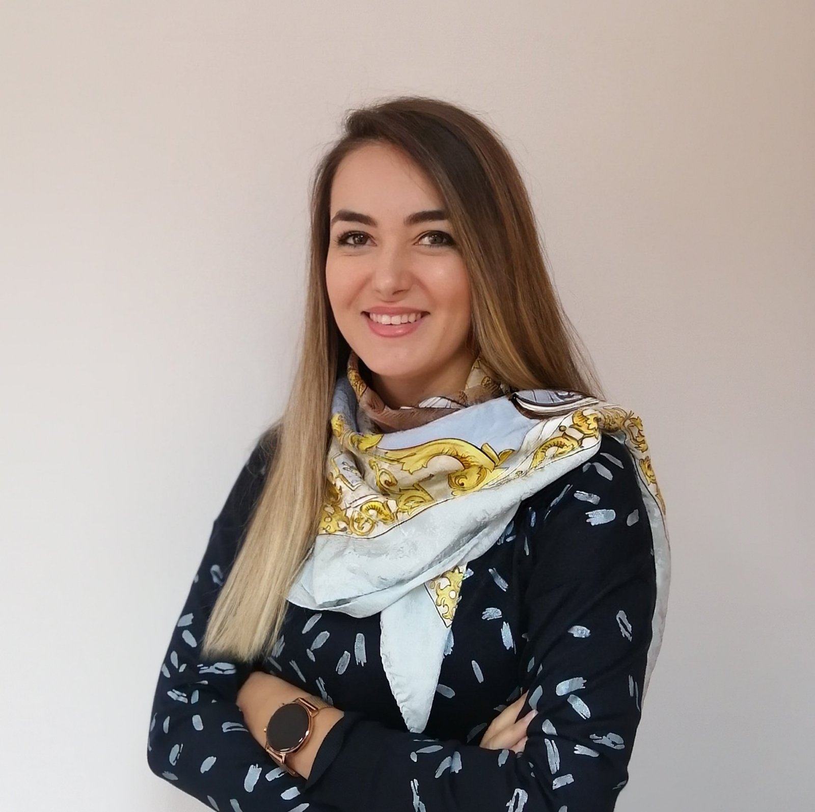 IMG-ff721f18de3029ec32c9fe25fce34196-V – elena naumovska